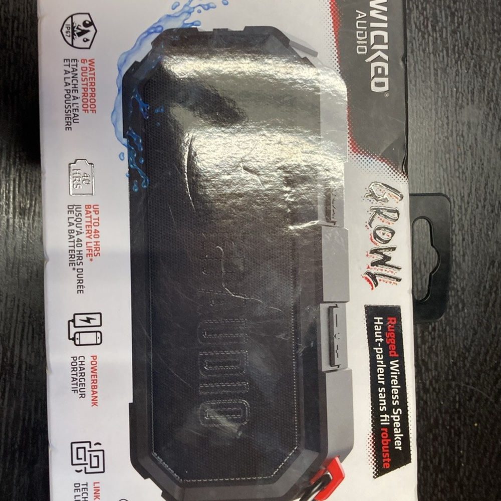 Black Rugged Wireless Speaker NWT